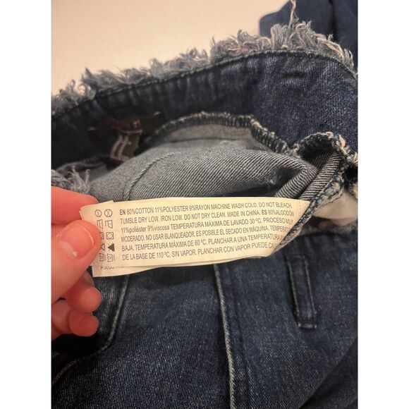 Forever21 Dark Wash Wide Leg Distressed Hem Denim Jeans Women's Size 26 FLAW - Picture 11 of 16